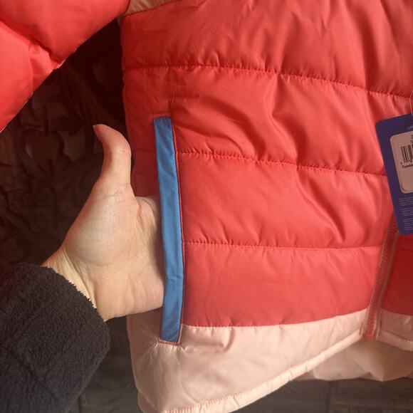 Columbia Girls' Coral & Blue Colorblock Puffer Jacket - Picture 5 of 11